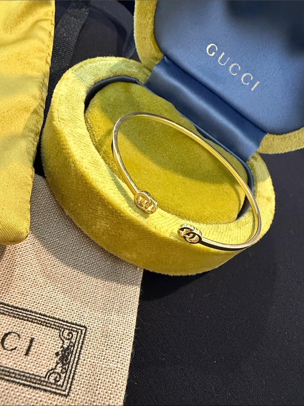 Gucci Gold-Tone Bracelet with Yellow Velvet Box and Pouch - Picture 2 of 3